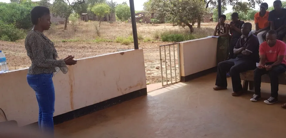Agnes Link introducing her idea that lead to the foundation of AKundy Organization to Karamsingi Youth on 22.9.2018